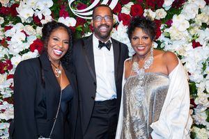 Pauletta Washington, Emilio Sosa, Anna Maria Horsford @ BroadwayWorld Pauletta Washington, Emilio Sosa, Anna Maria Horsford Photo
