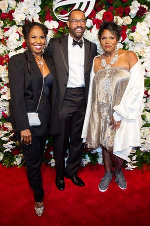 Pauletta Washington, Emilio Sosa, Anna Maria Horsford Photo