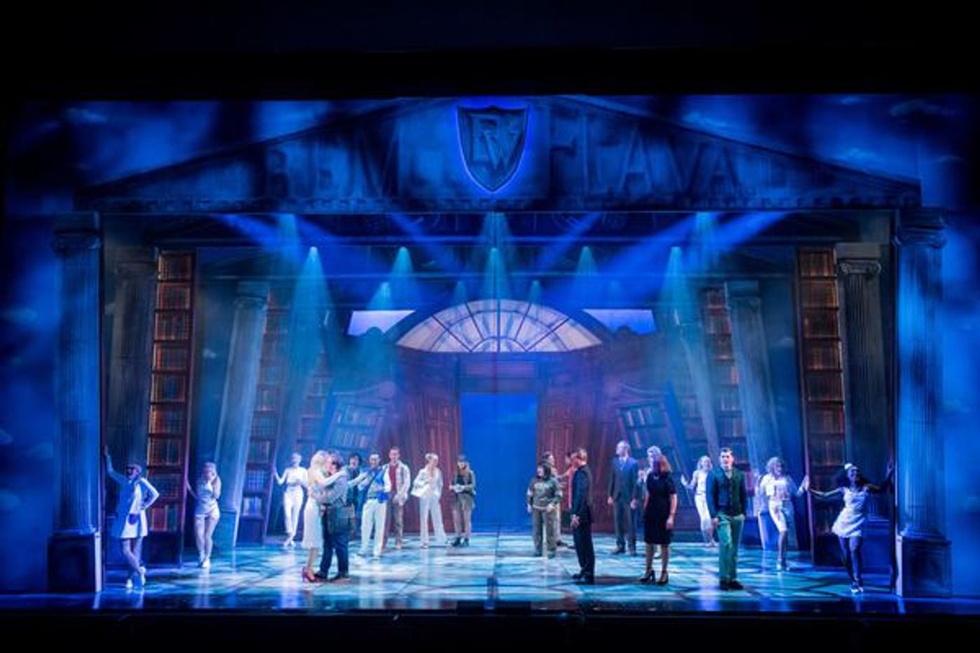 Photo Flash: OMG You Guys! First Look at the New UK Tour of LEGALLY BLONDE THE MUSICAL  Image