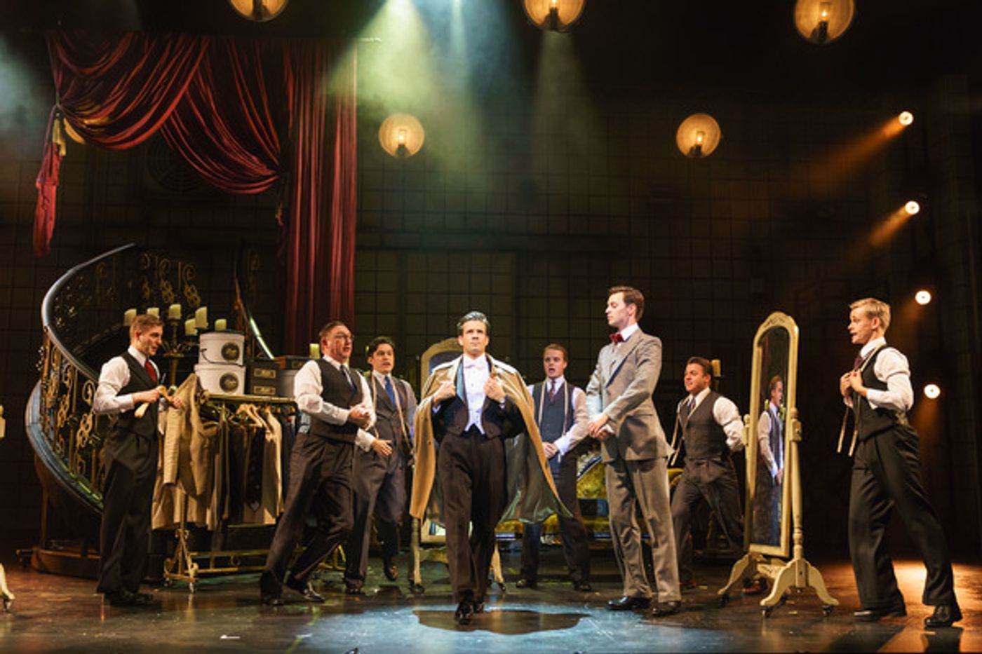 Photo Flash: First Look at Ria Jones, Danny Mac, and More in SUNSET BOULEVARD UK Tour  Image