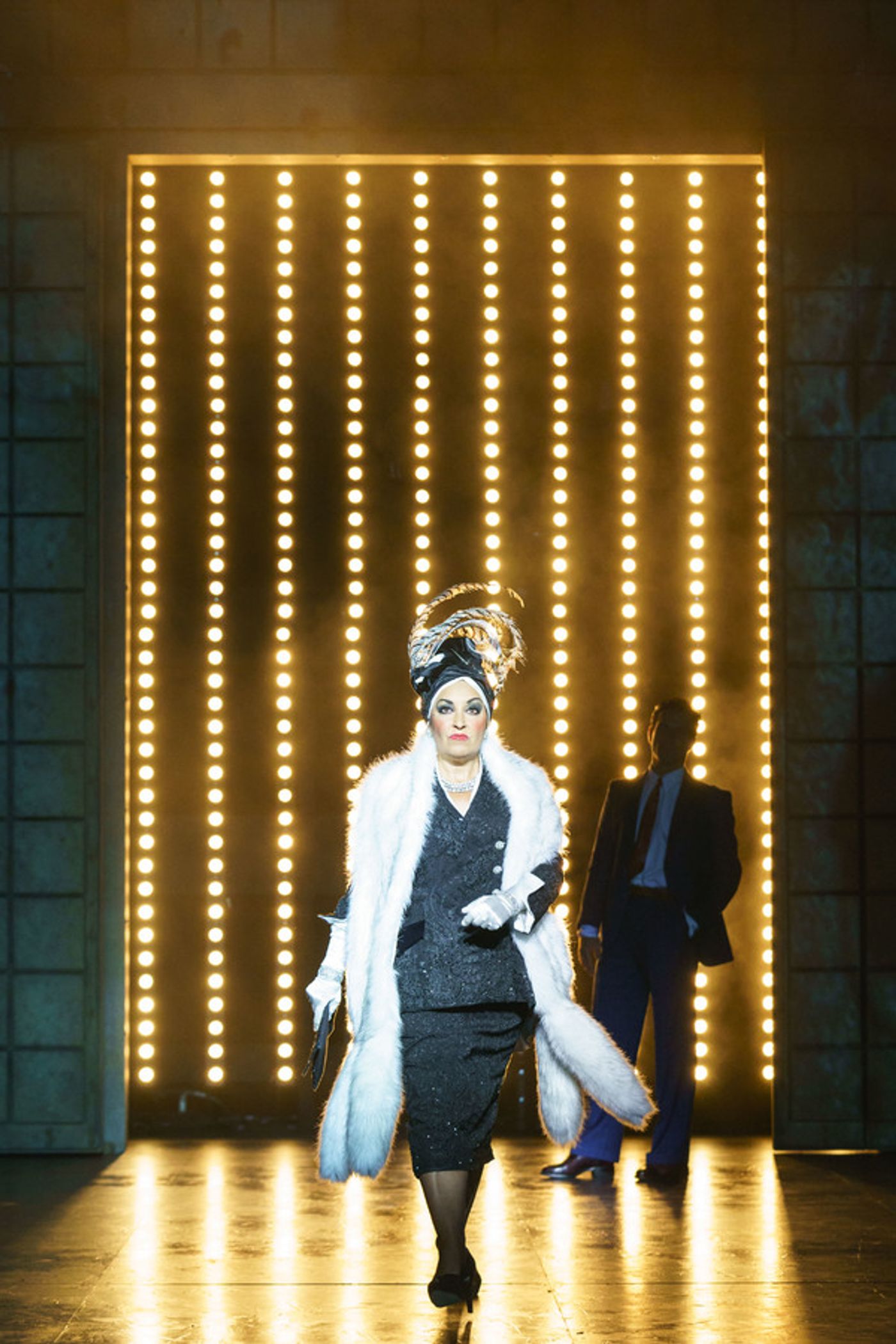 Photo Flash: First Look at Ria Jones, Danny Mac, and More in SUNSET BOULEVARD UK Tour  Image