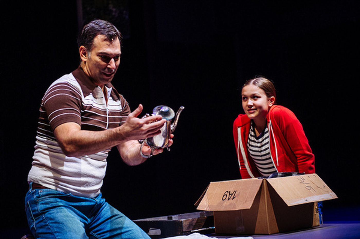 Photo Flash: FUN HOME Kicks Off Portland Center Stage at The Armory's 30th Anniversary Season  Image