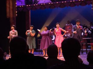 Thomas Hobson, Amber Liekhus, Frenchie Davis, Natalie Wachen, and Boise Holmes @ BroadwayWorld Thomas Hobson, Amber Liekhus, Frenchie Davis, Natalie Wachen, and Boise Holmes Photo