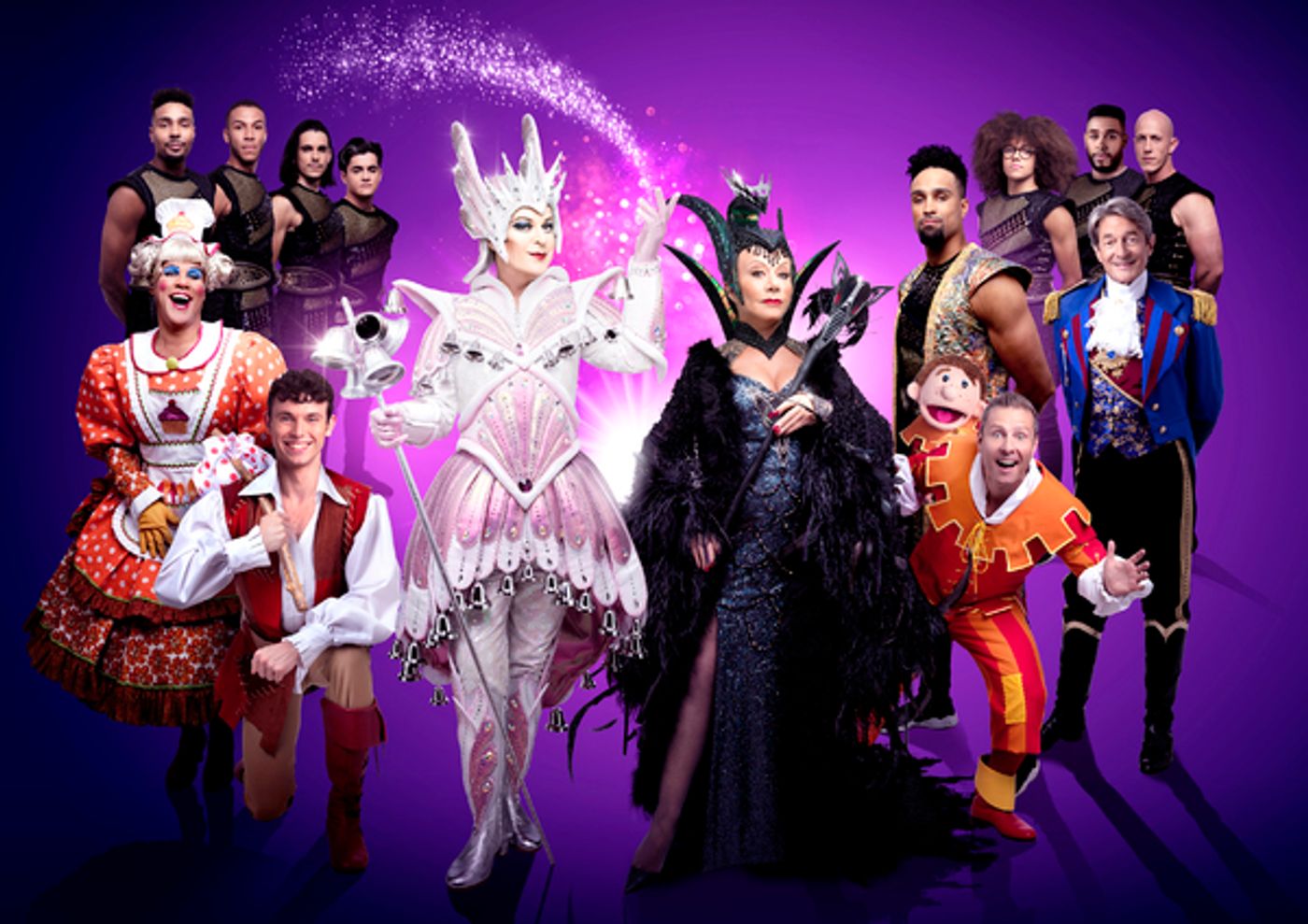 Photo Flash: First Look at Elaine Paige, Julian Clary, and Cast of DICK WHITTINGTON at the London Palladium  Image