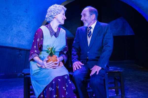 Scarlett Hepworth and Aaron Malberg  Photo