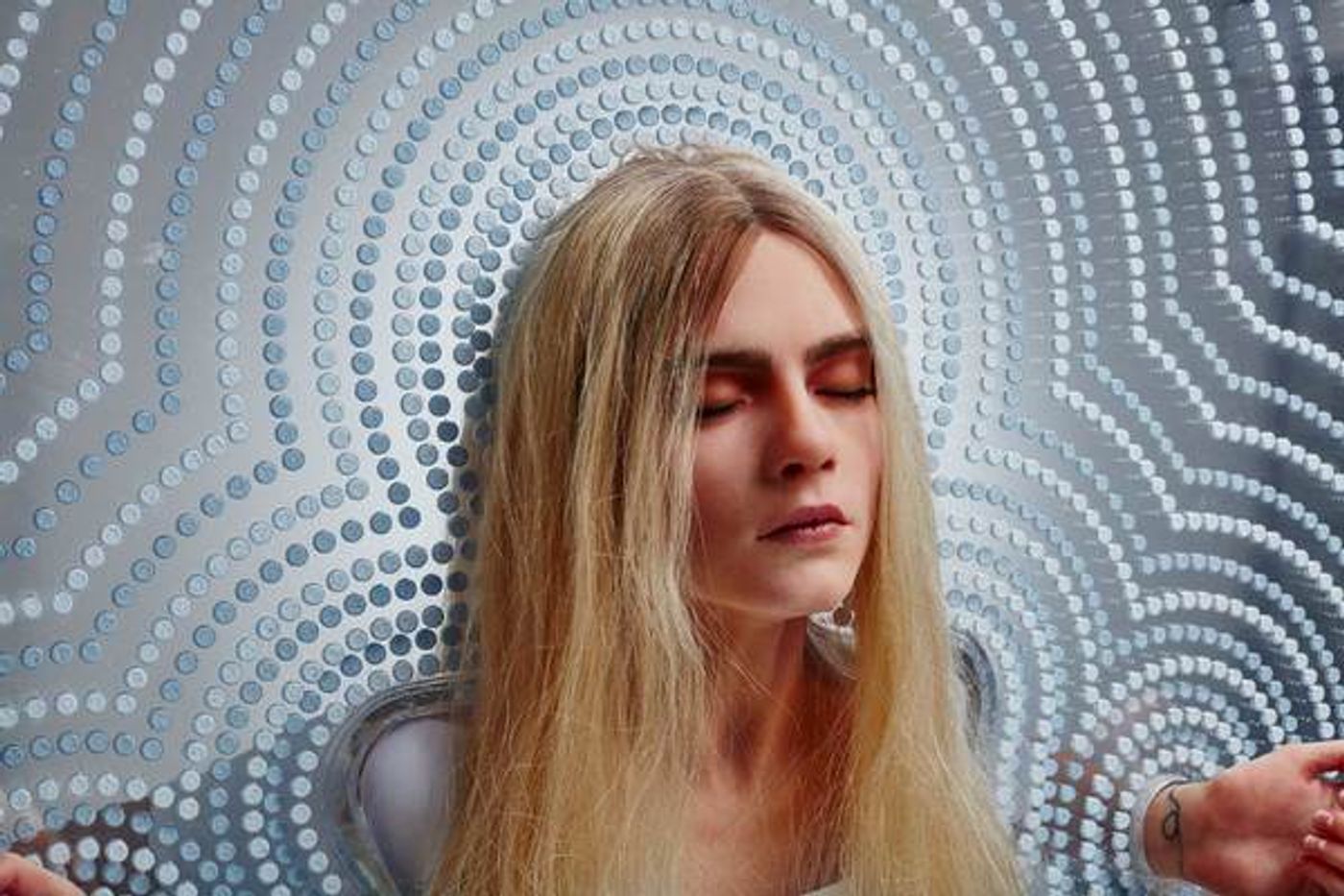 Photo Flash: Supermodel Takes Part in Controversial Collaboration with Artist Chemical X  Image