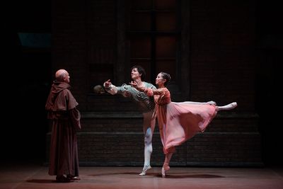 Erin Atakahashi and Isaac Hernandez Photo