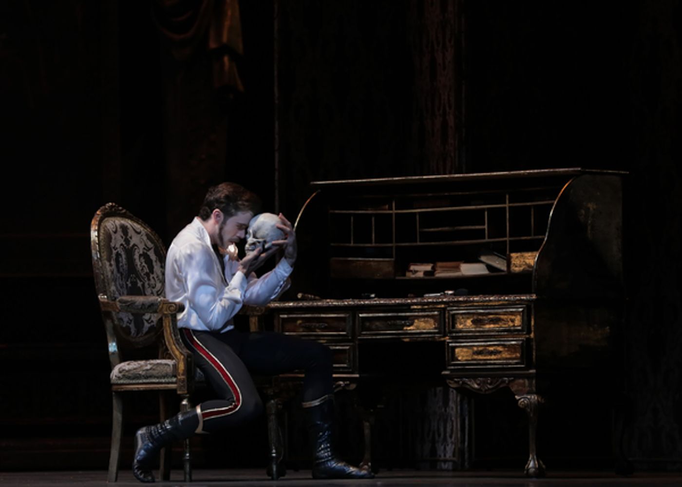 Photo Flash: First Look at Houston Ballet's MAYERLING at The Hobby Center  Image