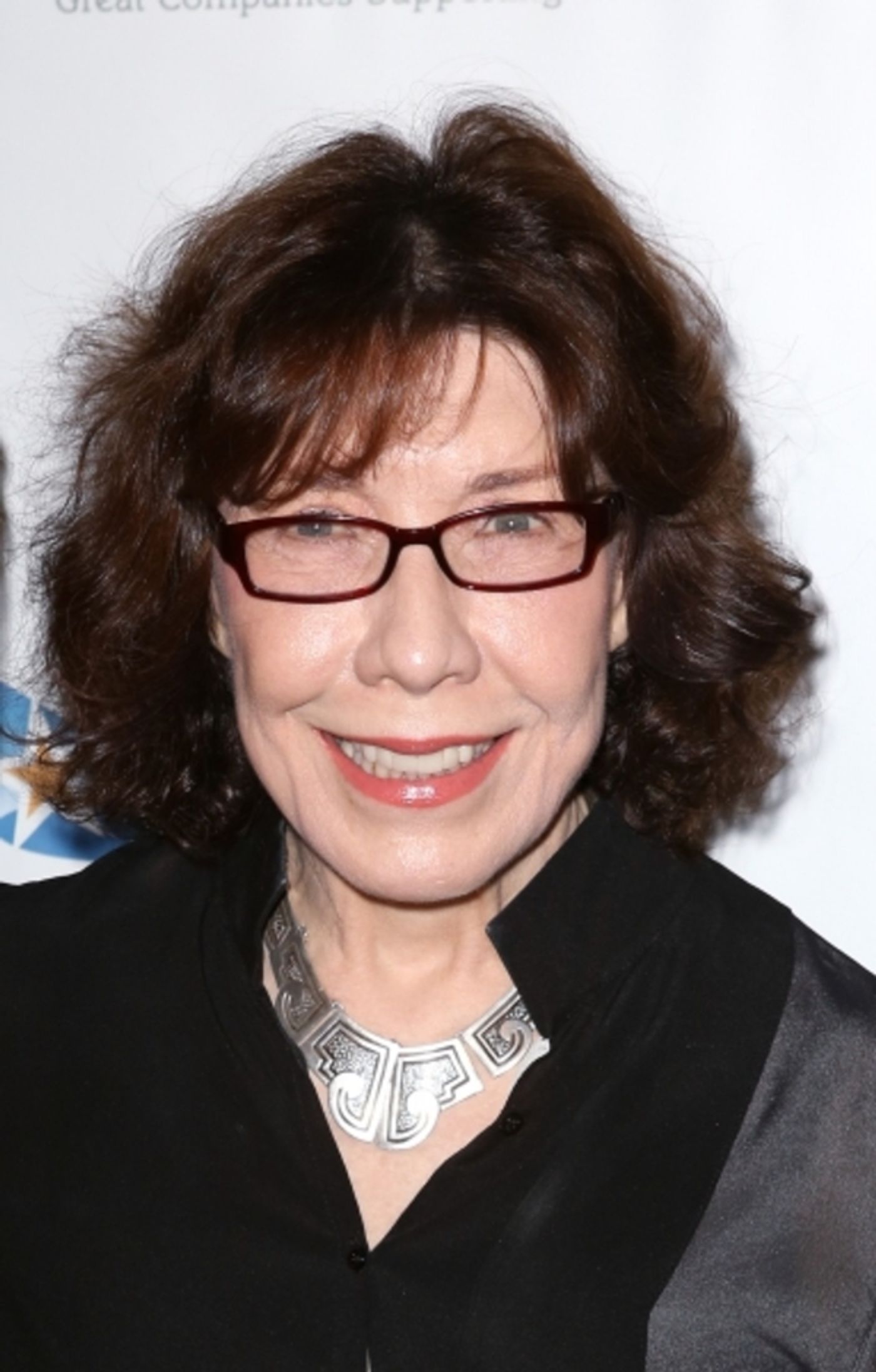 Photo Flashback: Stars of the Stage Who Left Their Mark on WILL AND GRACE Photo Flashback: Stars of the Stage Who Left Their Mark on WILL AND GRACE Image