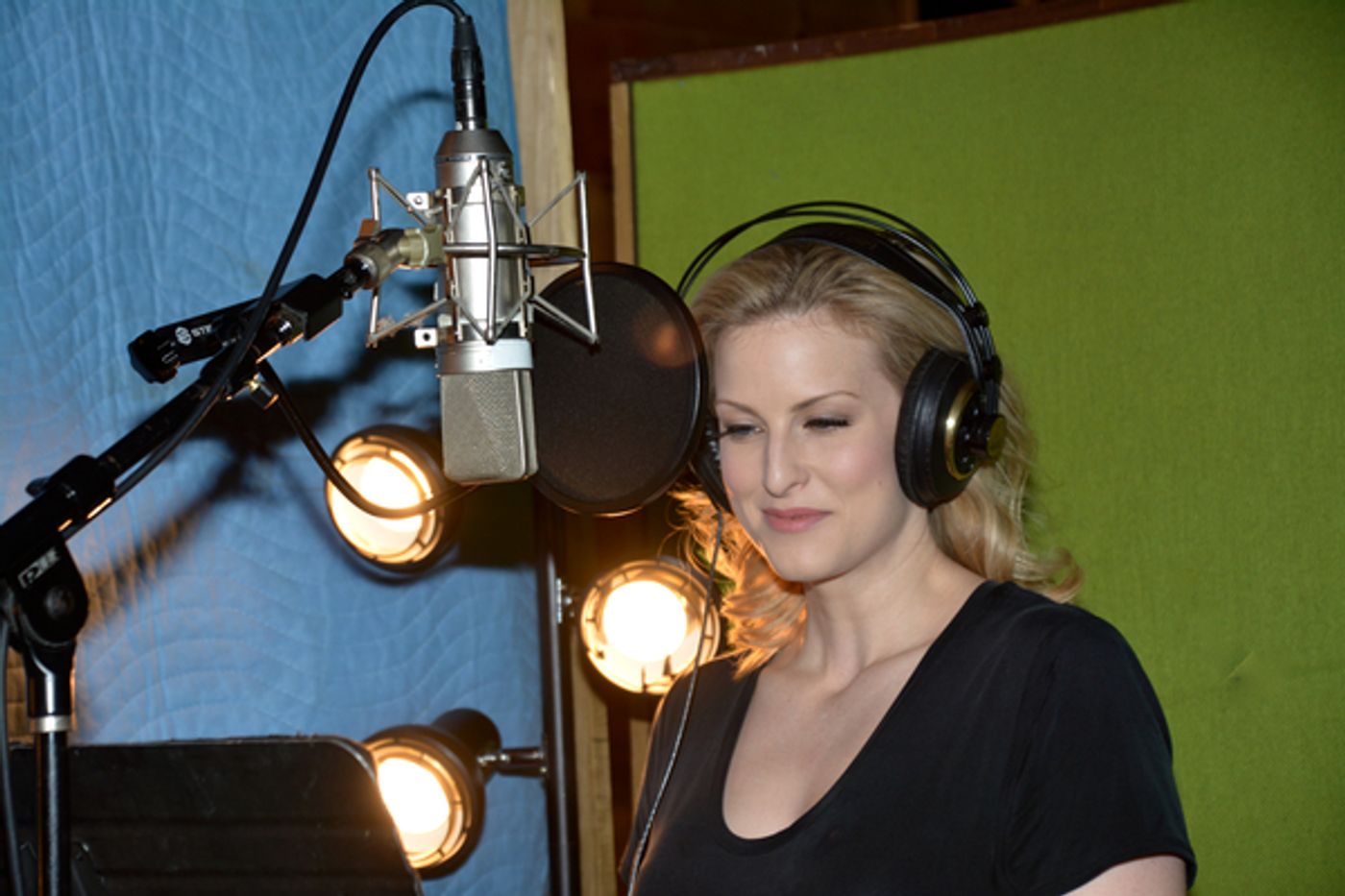 Exclusive Photo Coverage: WAR PAINT Cast Can't Wait for Christmas on This Edition of Carols For A Cure!  Image