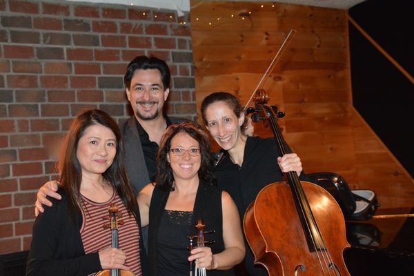 Hiroka Taguchi (Violin), Jonathan Weber (Violin), Denise Stillwell (Viola) and Alliso Photo