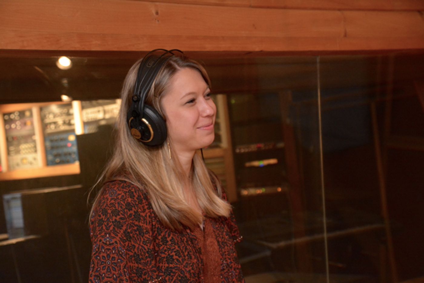 Exclusive Photo Coverage: DEAR EVAN HANSEN Gets Festive with Carols For A Cure!  Image