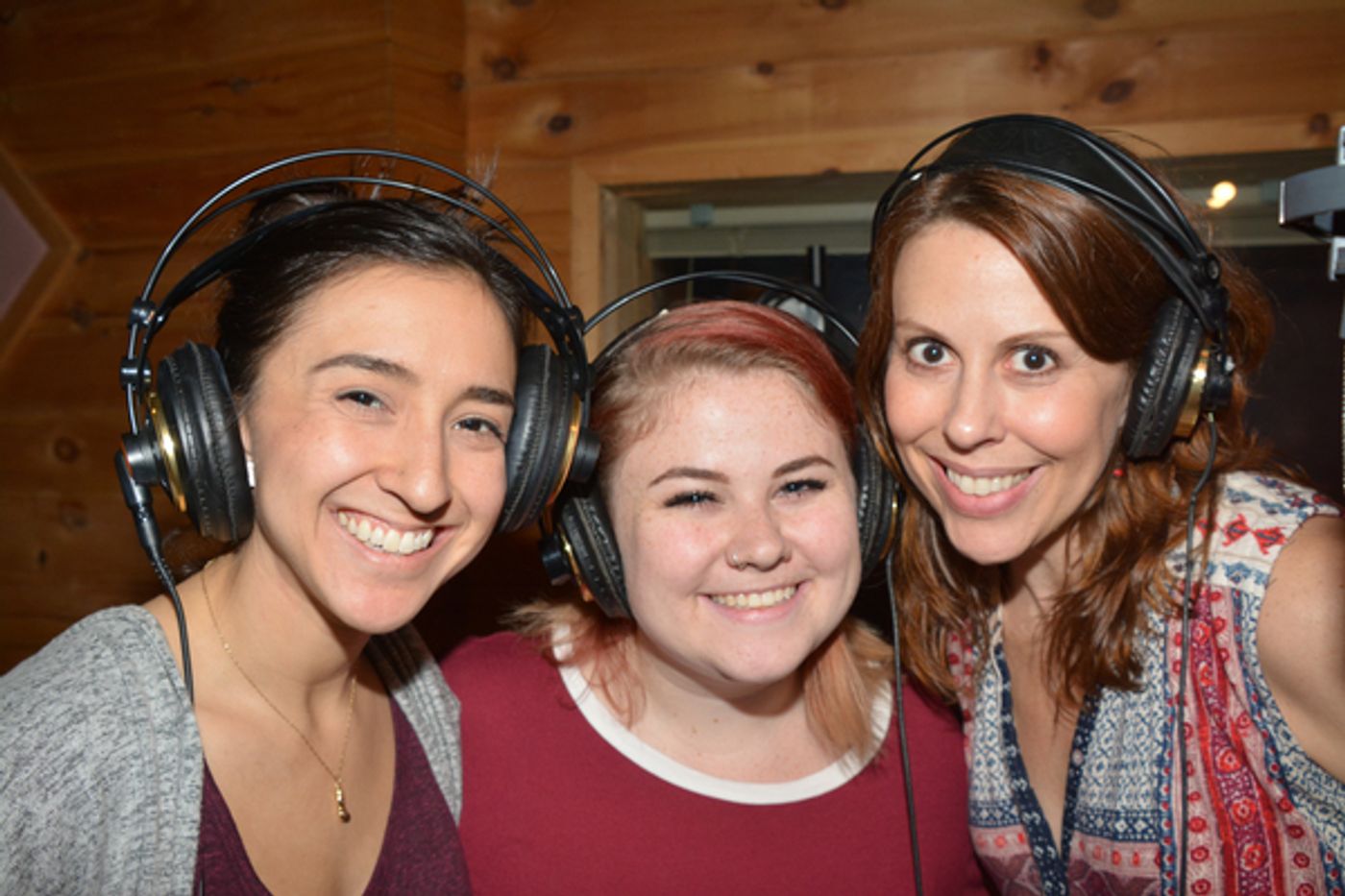 Exclusive Photo Coverage: GROUNDHOG DAY Cast Heads Back to  Punx, PA for Carols For A Cure!  Image
