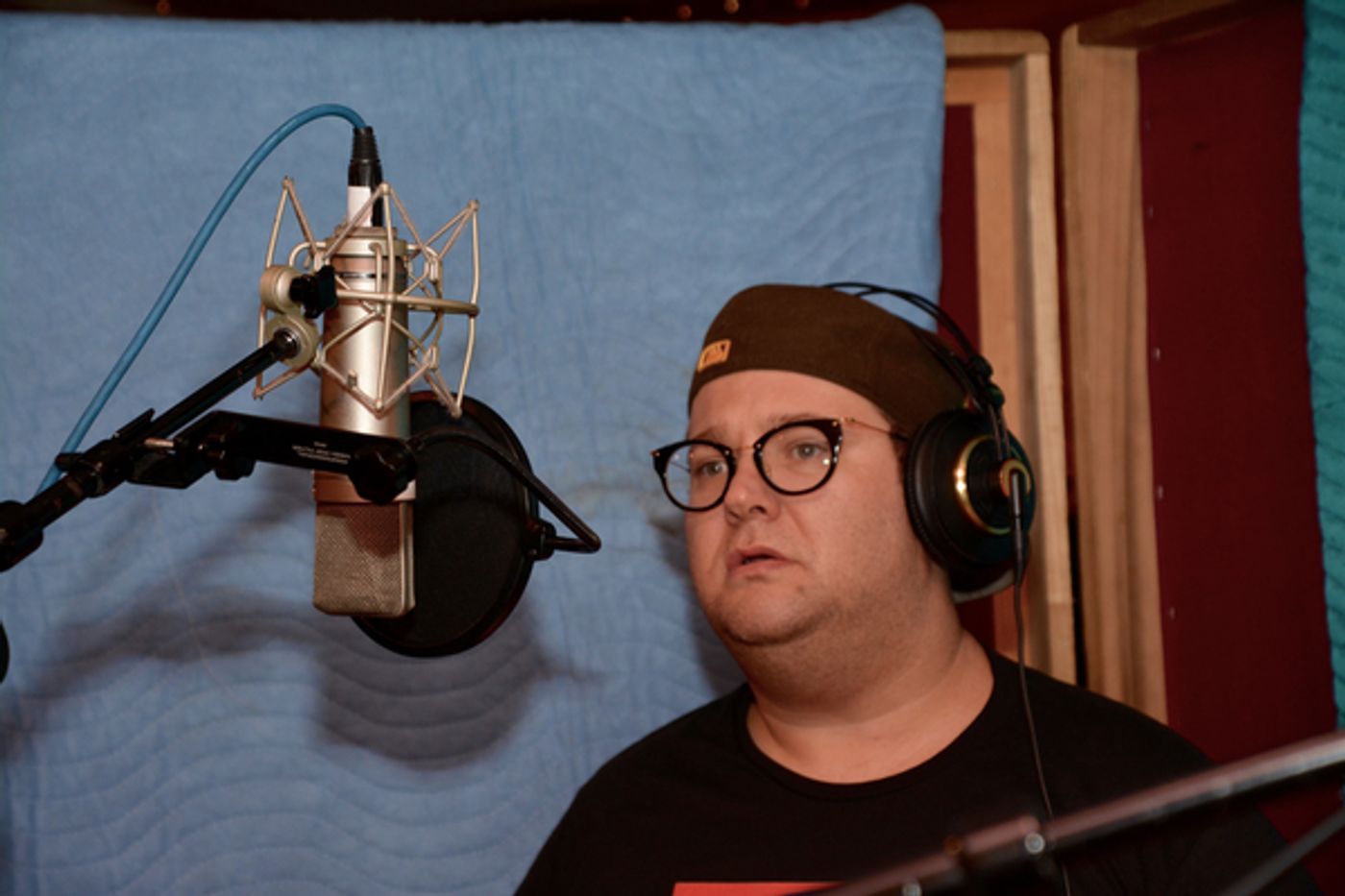 Exclusive Photo Coverage: GROUNDHOG DAY Cast Heads Back to  Punx, PA for Carols For A Cure!  Image
