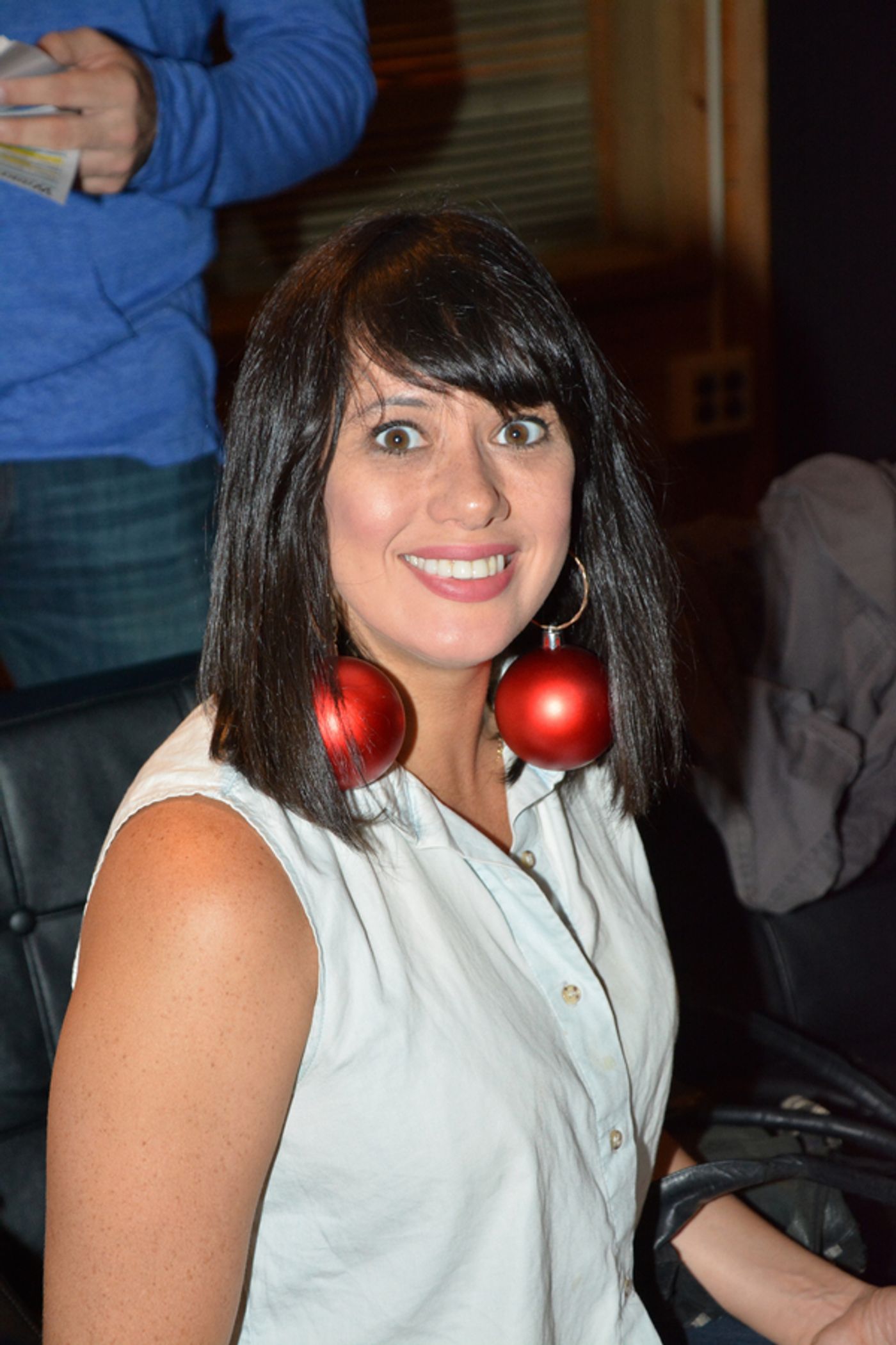 Exclusive Photo Coverage: WICKED Brings Tiding of Comfort and Joy for Carols For A Cure!  Image