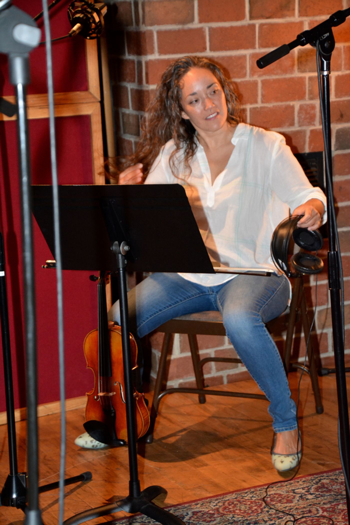 Exclusive Photo Coverage: WICKED Brings Tiding of Comfort and Joy for Carols For A Cure!  Image