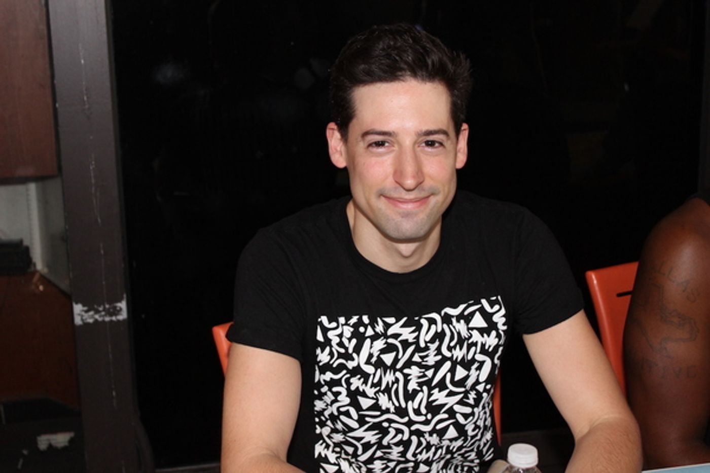 Photo Coverage: Meet the Celebrities at the 2017 BC/EFA Flea Market Autograph Table!  Image