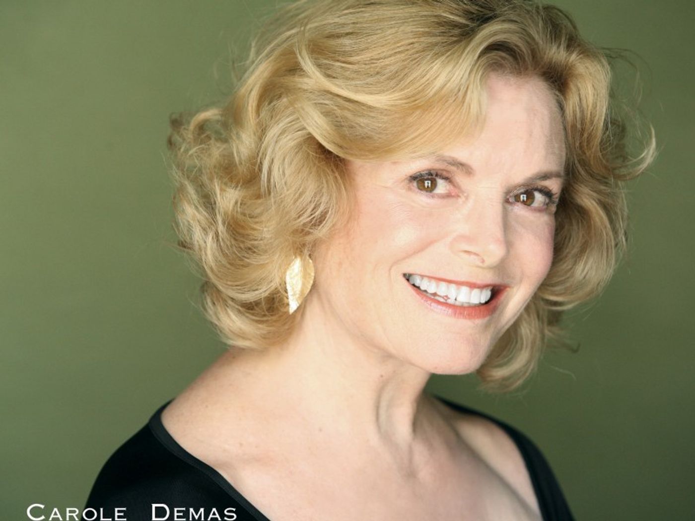 Exclusive Podcast: Go 'Behind the Curtain' with GREASE's Original Sandy, Carole Demas  Image