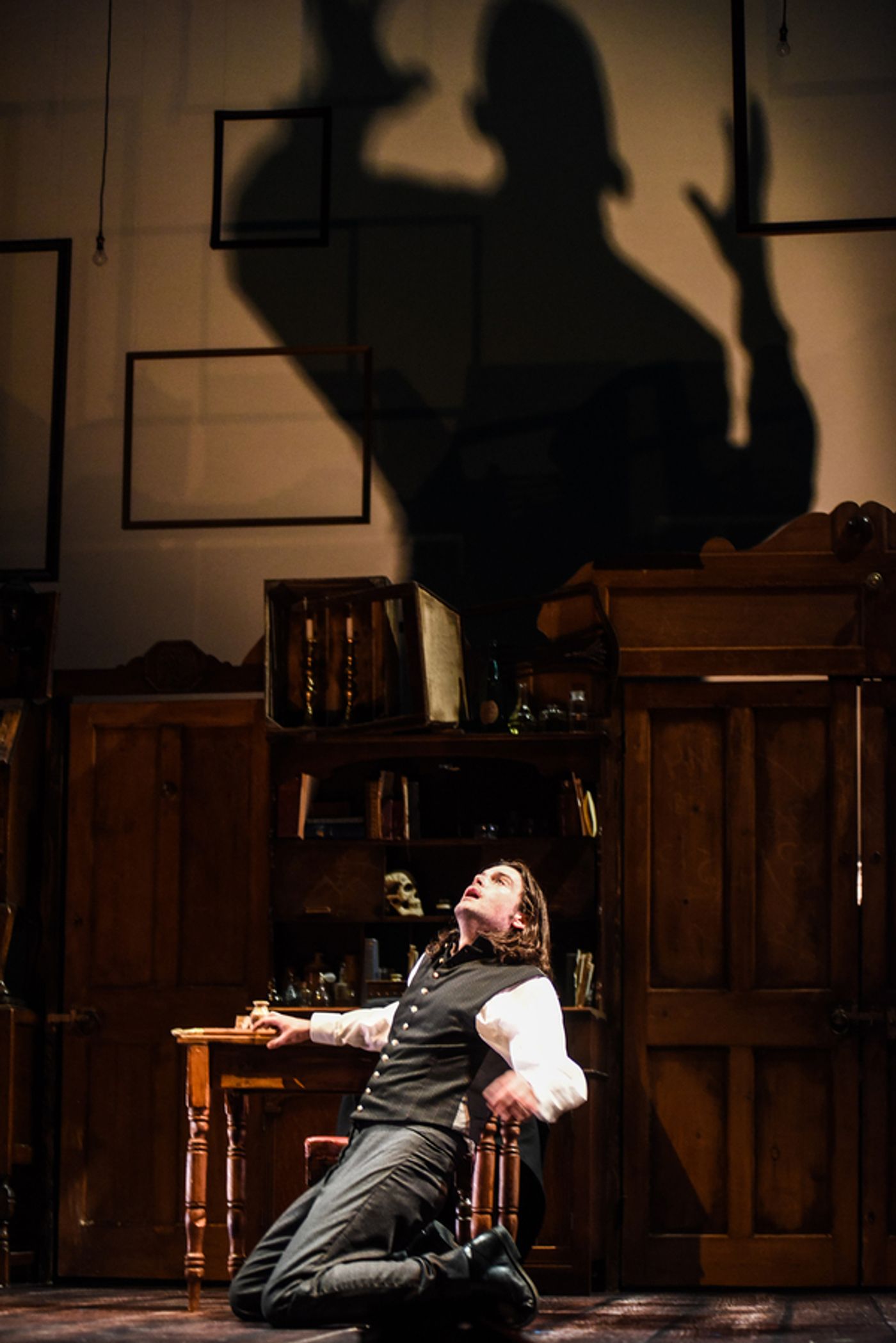 Photo Flash: First Look at THE STRANGE CASE OF DR. JEKYLL AND MR. HYDE at Greenwich Theatre  Image