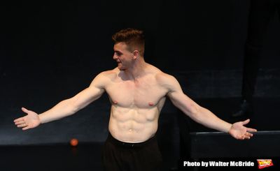 Jonno Davies Photo