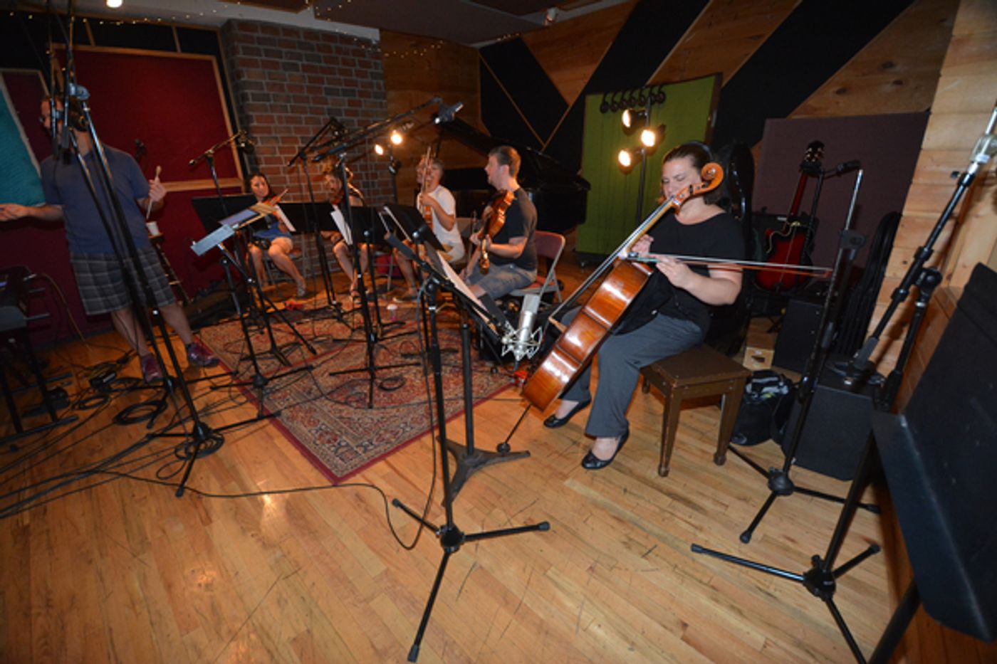 Exclusive Photo Coverage: CATS Pounces Into the Holidays with Carols For A Cure! Exclusive Photo Coverage: CATS Pounces Into the Holidays with Carols For A Cure! Image