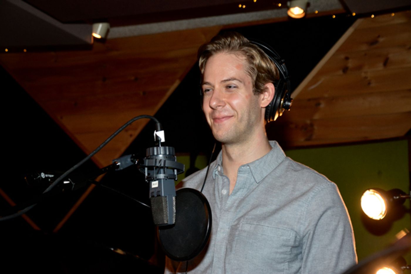 Exclusive Photo Coverage: CATS Pounces Into the Holidays with Carols For A Cure!  Image