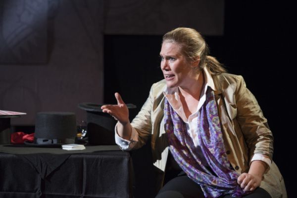 Writer & Perfomer: Ali Kennedy Scott
Director: Sara Holdren
Dramaturg: Martha Wade St Photo