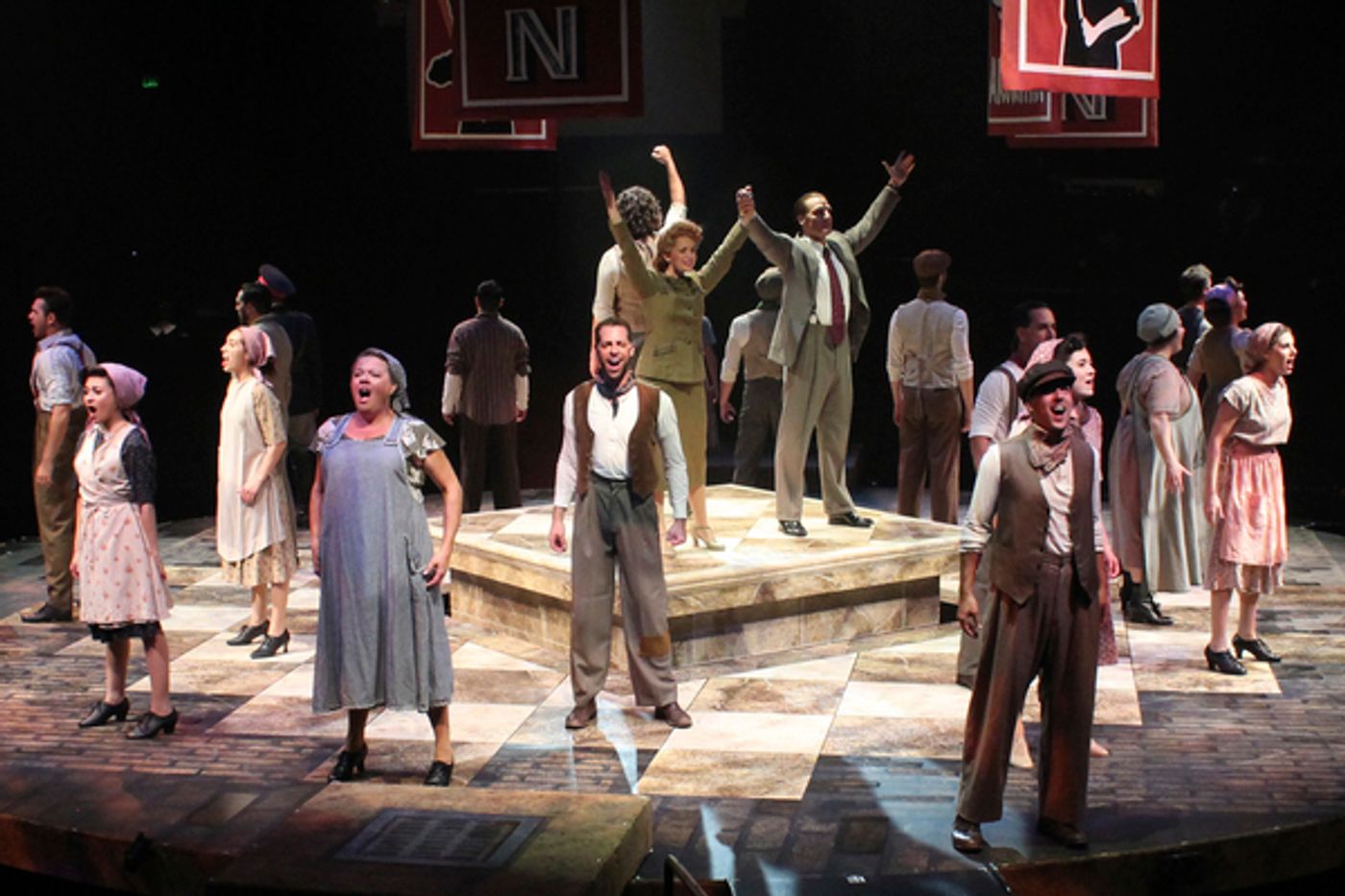 Photo Flash: First Look at Briana Carlson-Goodman, Constantine Maroulis and More in EVITA at North Shore Music Theatre  Image