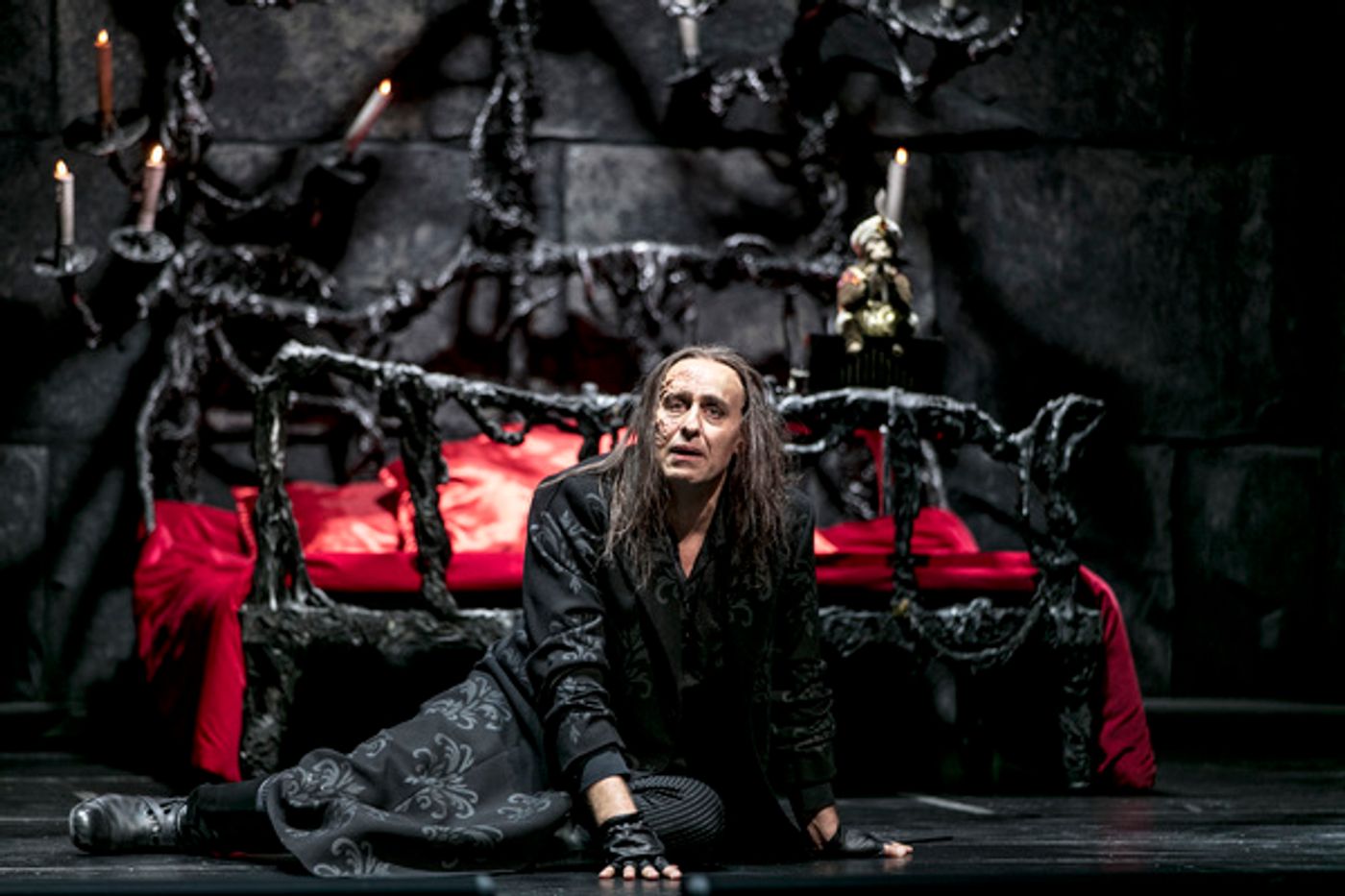 Photo Flash: Get A First Look At Opera Goteborg's Non-Replica Production of Webber's PHANTOM OF THE OPERA in Sweden  Image
