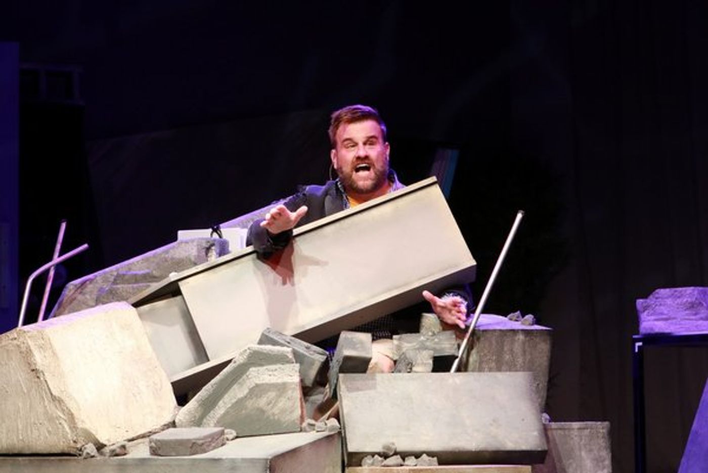 Photo Flash: First Look at I HATE MUSICALS at Ivoryton Playhouse  Image