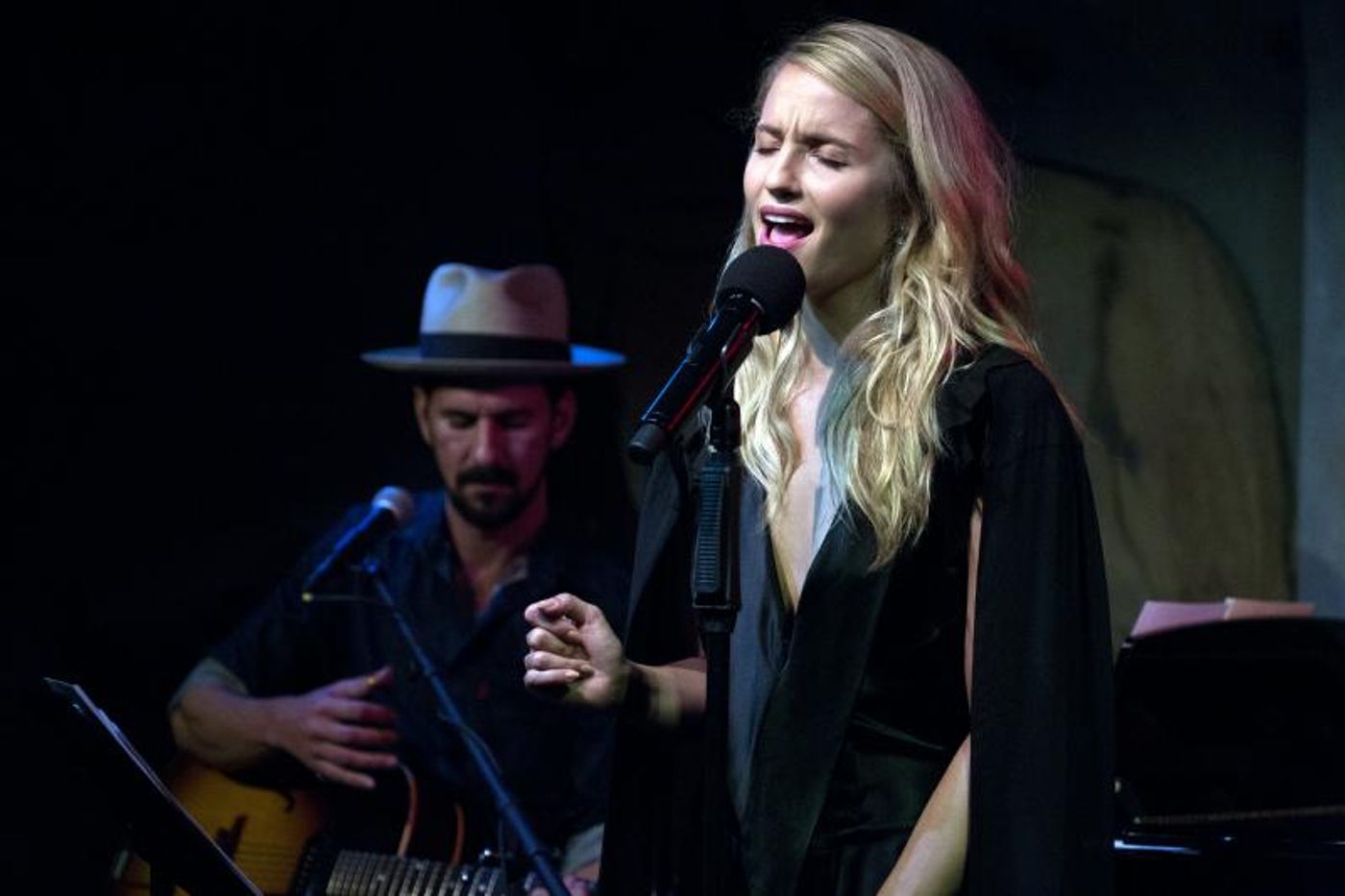 Review: A Restrained Dianna Agron Explores a New Era in Her Cafe Carlyle Debut  Image