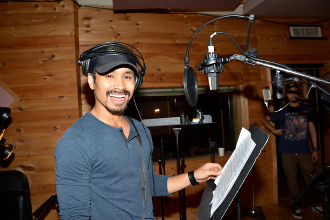 Exclusive Photo Coverage: ALADDIN Cast Gets Joyful and Triumphant with Carols For A Cure  Image