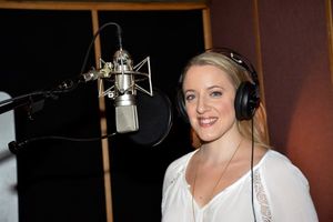 Abby Mueller @ BroadwayWorld Abby Mueller Photo