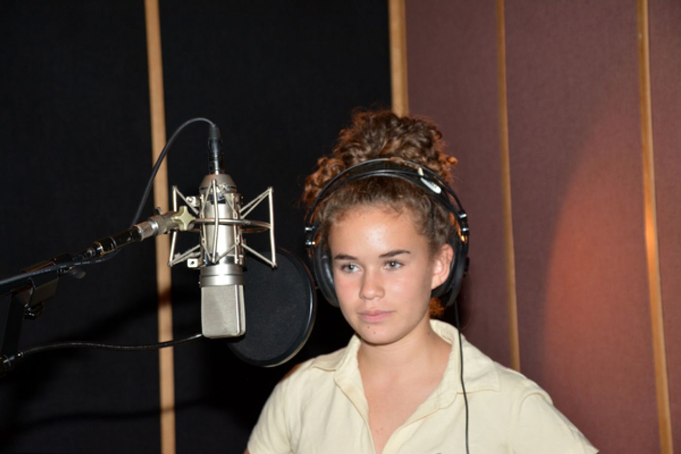 Exclusive Photo Coverage: BEAUTIFUL Bundles Up for the Holidays with Carols For A Cure!  Image