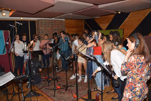 The Cast of Beautiful that includes-Noah Pelty, Alan Wigeons, Kerissa Arrington, Abby Mueller, Yasmeen Sulieman, Melvin Tunstall, Sara Shepers, Paris Nix, Rob Marnell, Julia Knitel, Ben Jacoby, Laurel Harris, Josh Garon, Rosharra Francis, Jessie Hooker-Ba @ BroadwayWorld The Cast of Beautiful that includes-Noah Pelty, Alan Wigeons, Kerissa Arrington, Abby Photo