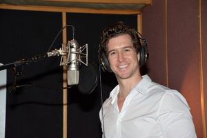 Evan Todd @ BroadwayWorld Evan Todd Photo