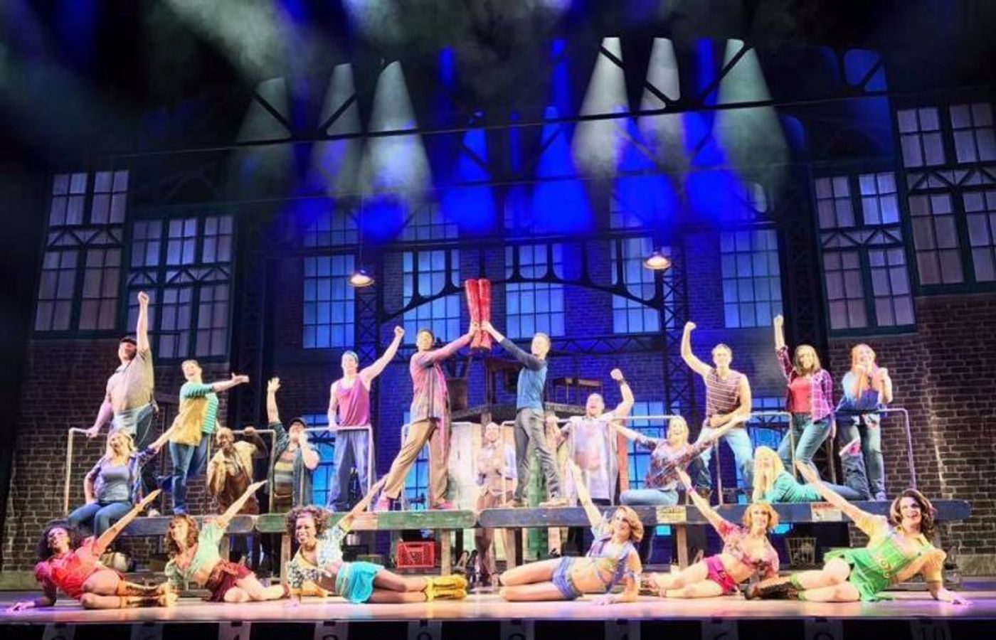 Review: KINKY BOOTS at Starlight Theatre  Image