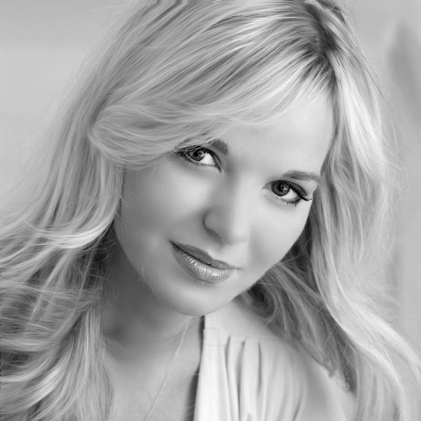 Doreen Taylor, Davis Gaines Set for Hammerstein Docu-Musical 'AN ENCHANTED EVENING' Off-Broadway  Image