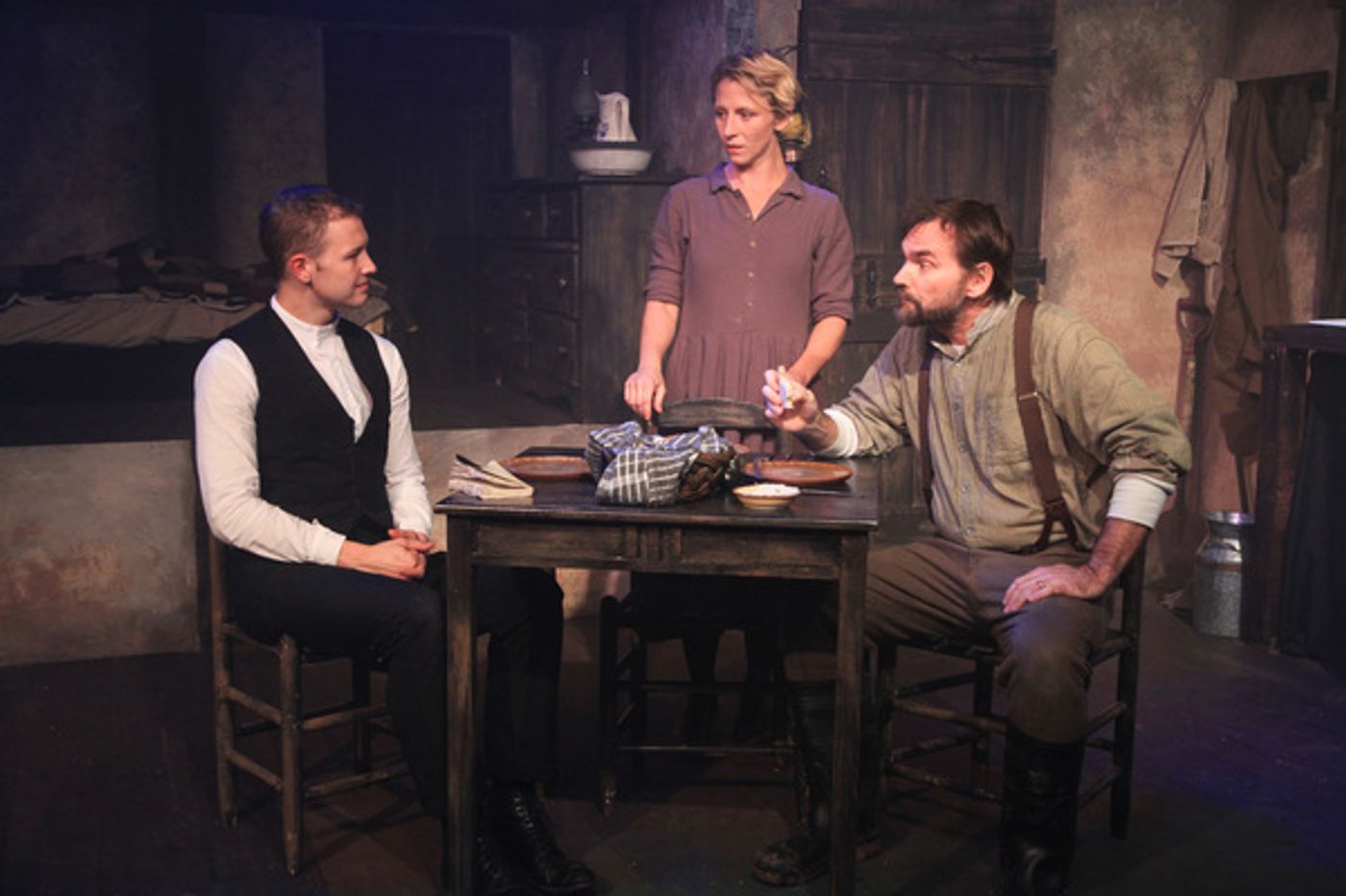 Photo Flash: Interrobang Theatre Project's FOXFINDER Gets Midwestern Premiere Photo Flash: Interrobang Theatre Project's FOXFINDER Gets Midwestern Premiere Image