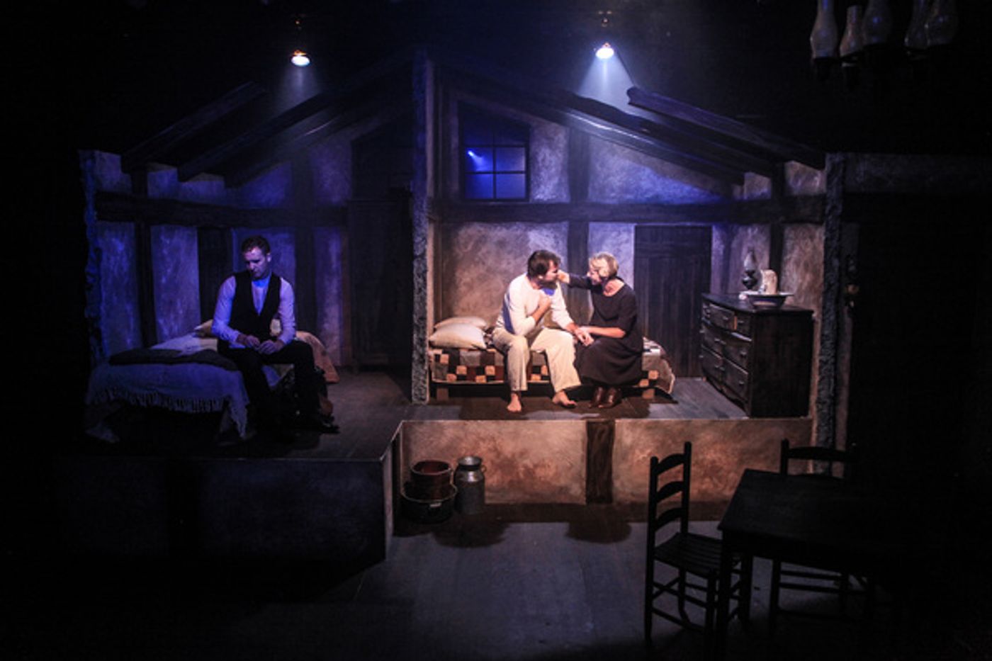 Photo Flash: Interrobang Theatre Project's FOXFINDER Gets Midwestern Premiere Photo Flash: Interrobang Theatre Project's FOXFINDER Gets Midwestern Premiere Image