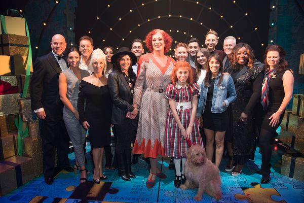 Photo Flash: Inside ANNIE Gala Night at the Piccadilly Theatre — photo 5 of 31