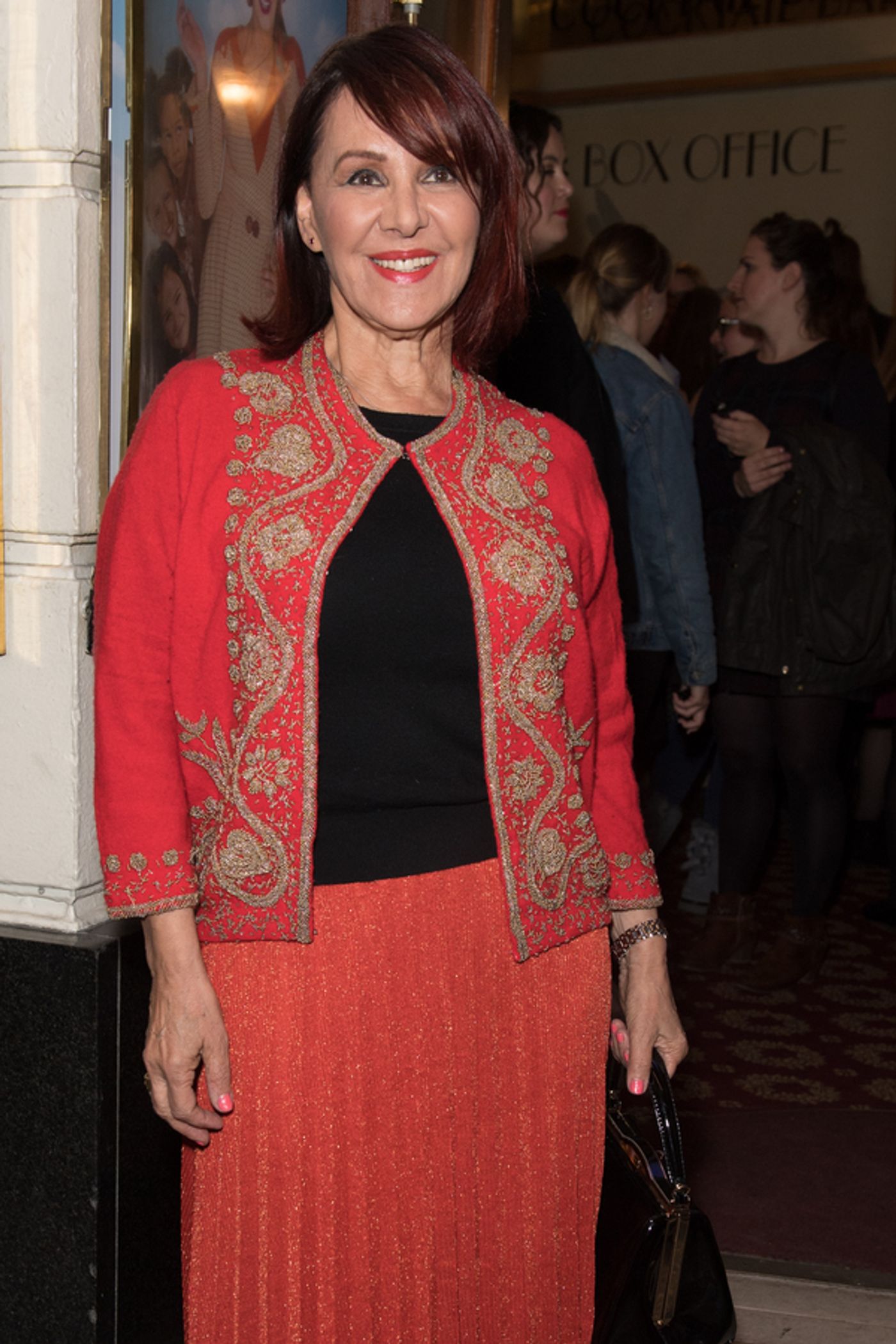 Photo Flash: Inside ANNIE Gala Night at the Piccadilly Theatre  Image