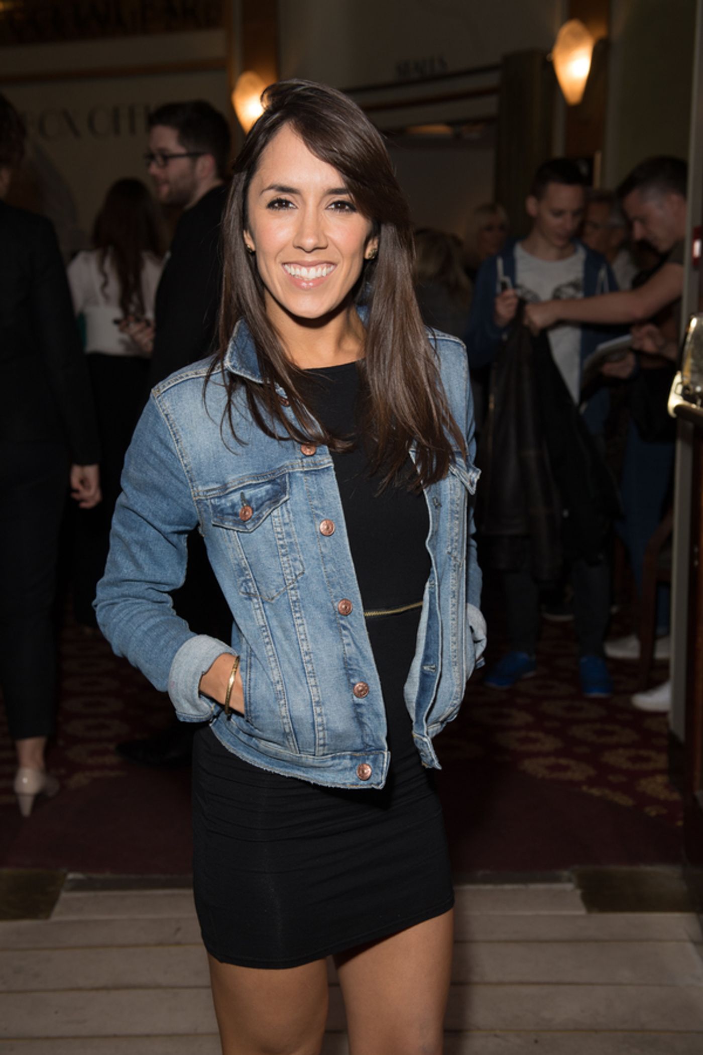 Photo Flash: Inside ANNIE Gala Night at the Piccadilly Theatre  Image
