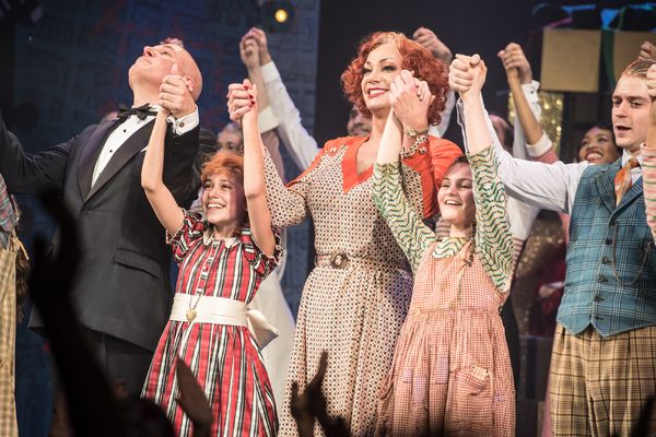 Photo Flash: Inside ANNIE Gala Night at the Piccadilly Theatre — photo 16 of 31