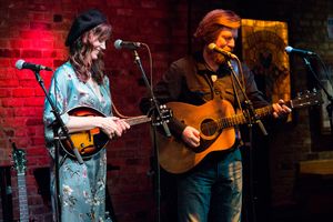 Maggie Hollinbeck, Scott Wakefield @ BroadwayWorld Maggie Hollinbeck, Scott Wakefield Photo