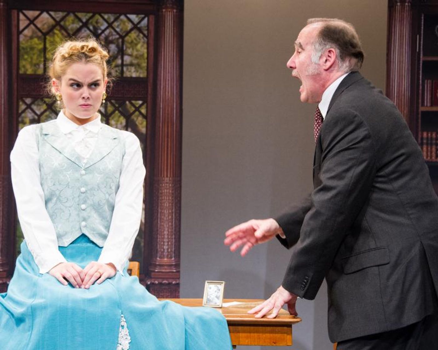Review: WIDOWERS' HOUSES at Washington Stage Guild  Image