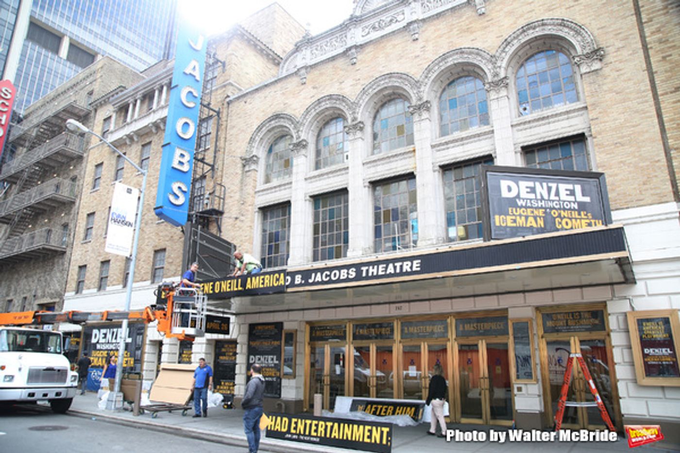 Up on the Marquee: THE ICEMAN COMETH with Denzel Washington  Image