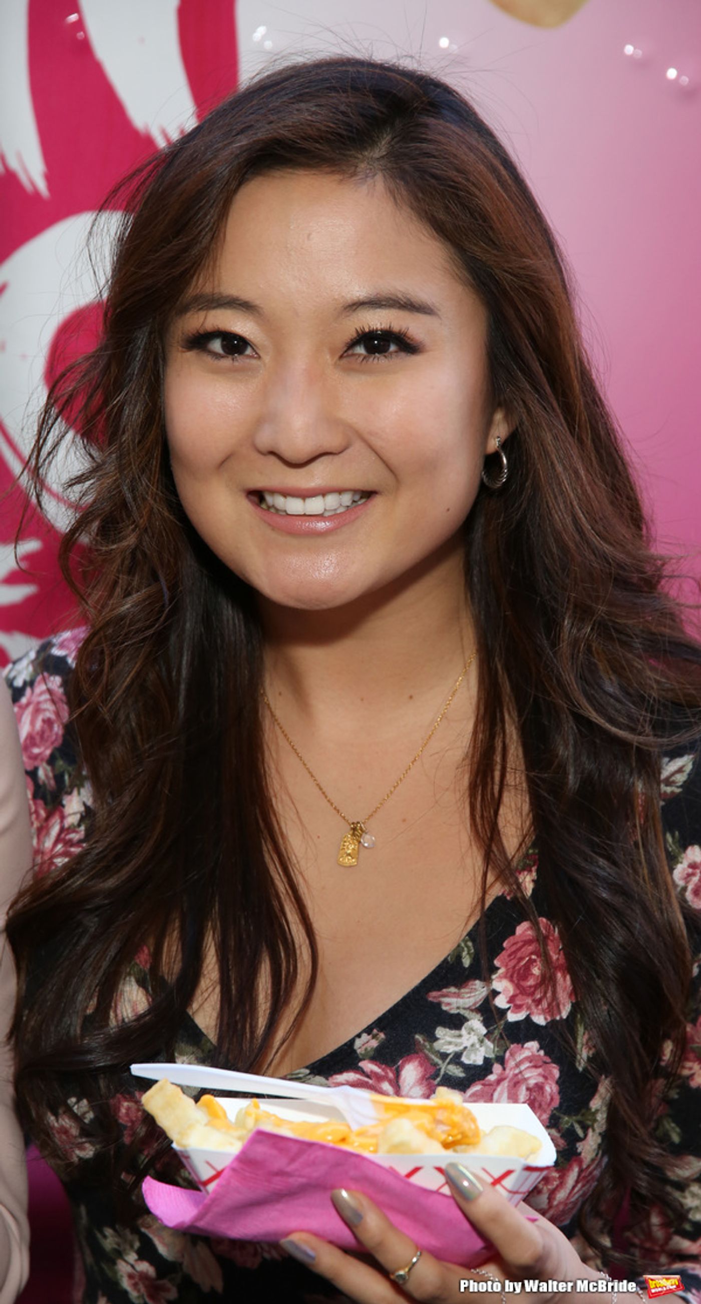 Photo Coverage: MEAN GIRLS Cast Gets In Line for Tina Fey's Cheese Fries!  Image