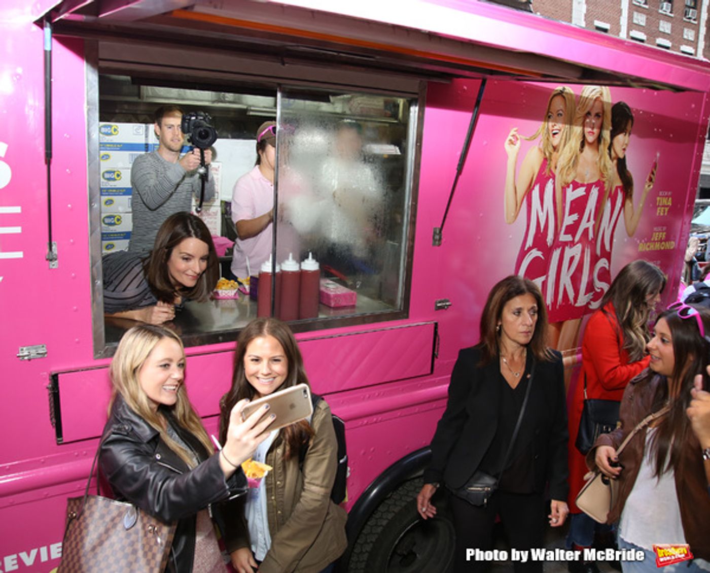 Photo Coverage: MEAN GIRLS Cast Gets In Line for Tina Fey's Cheese Fries!  Image