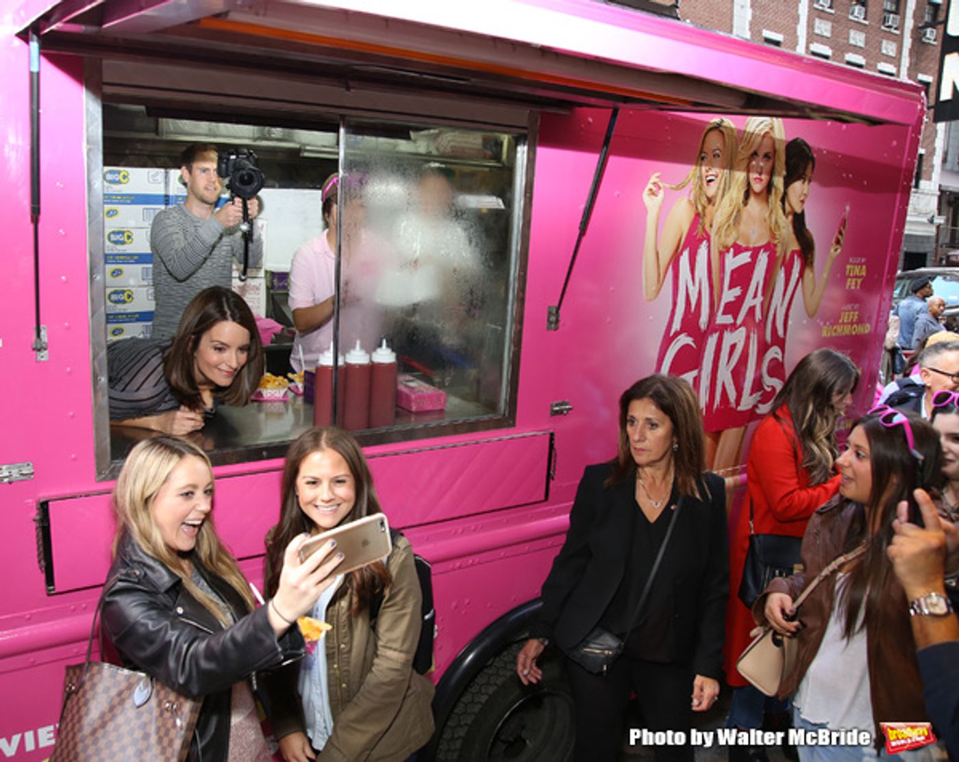 Photo Coverage: MEAN GIRLS Cast Gets In Line for Tina Fey's Cheese Fries!  Image